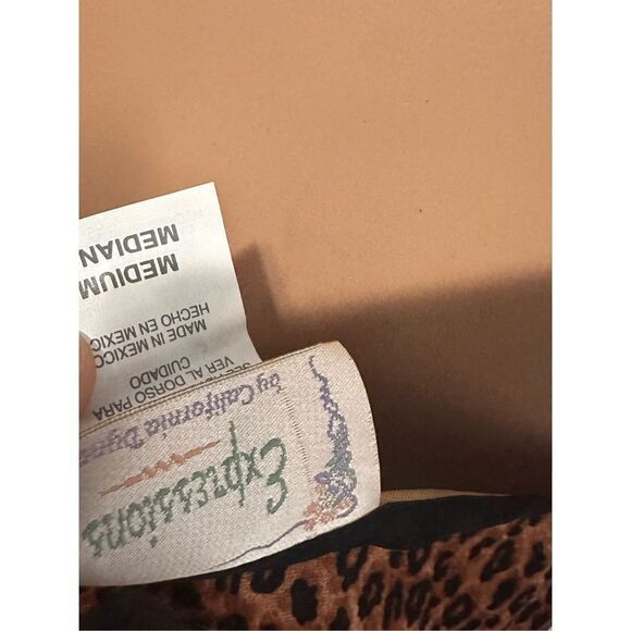 Beautiful Vintage Rare Expressions by California Dynasty Black with Animal Print - Picture 3 of 5